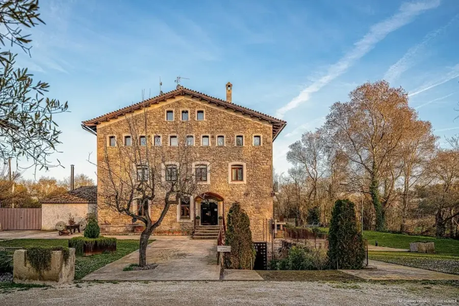 MOLI BLANC HOTEL (Igualada - Anoia)