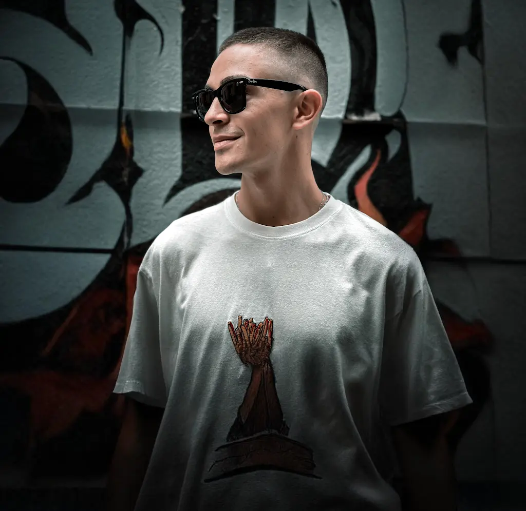 Peluqueria caballeros - Chico Malo - Barberia en Madrid