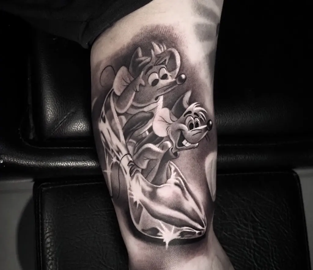 Luna Tattoo & Piercings - Tatuajes Gijon | Piercings Gijon