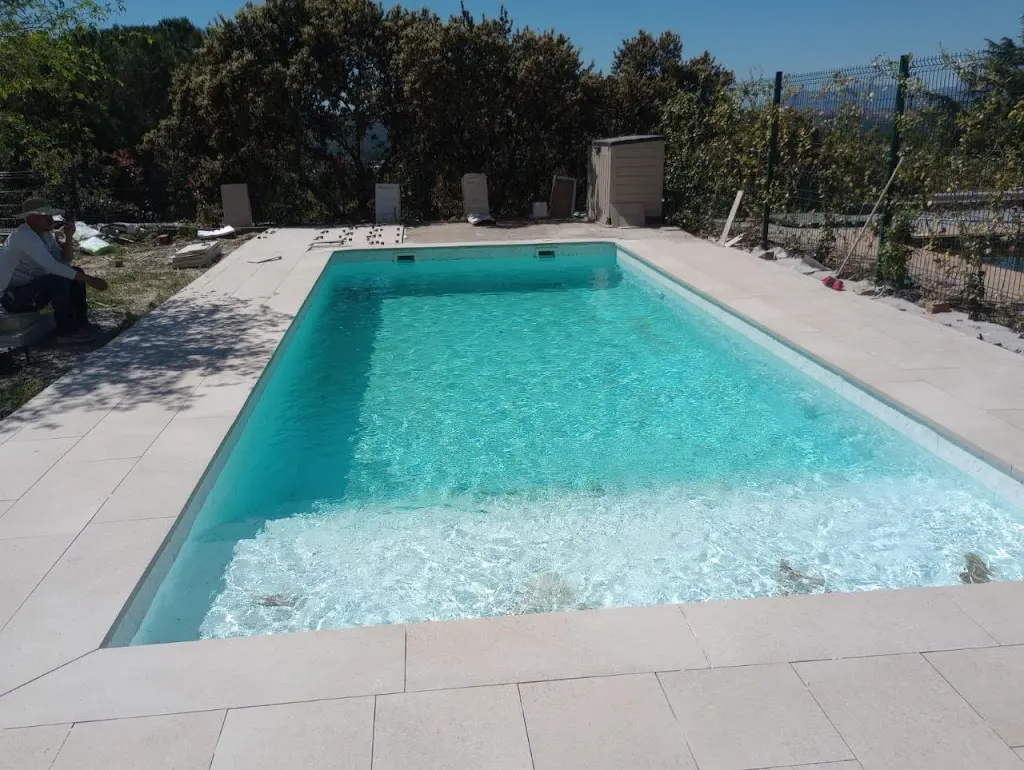 Kawi Construccion y Rehabilitacion de Piscinas