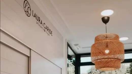 Laura Caride Peluqueria e Imagen | Balayage y Alisado