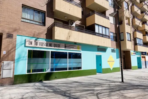 En tu fiesta me quede