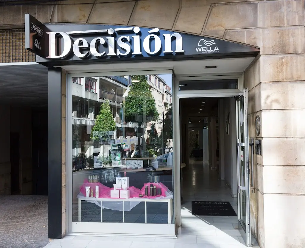 Decision Peluqueros (Santa Susana)