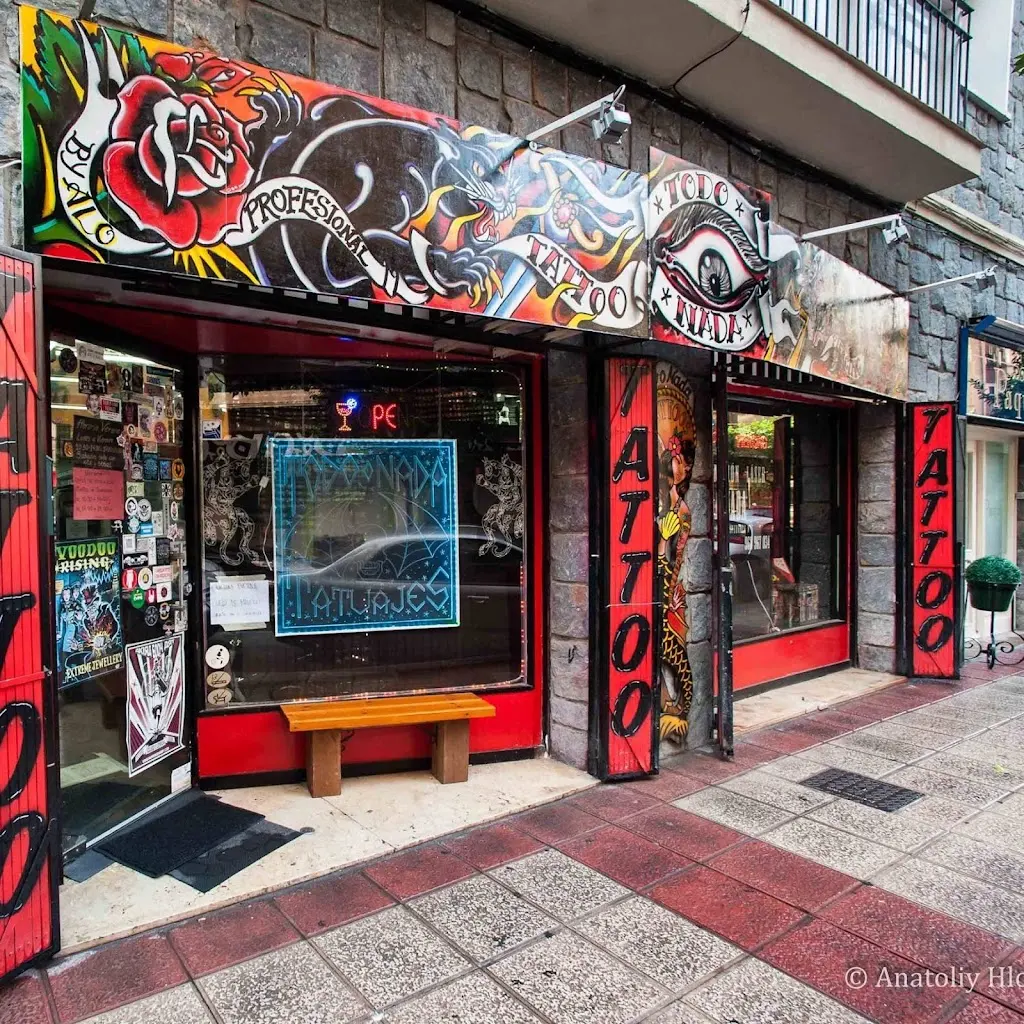 Todo o Nada Tattoo. Estudio de tatuajes. Borrado de tatuajes.
