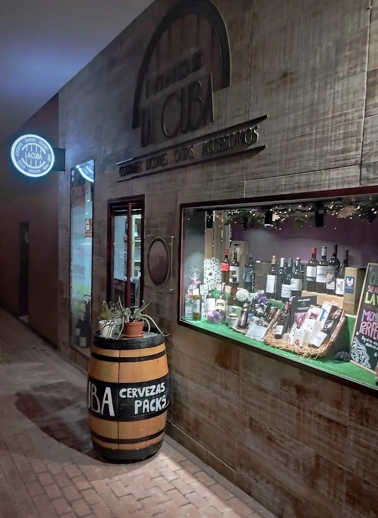 Vinoteca La Cuba 3c