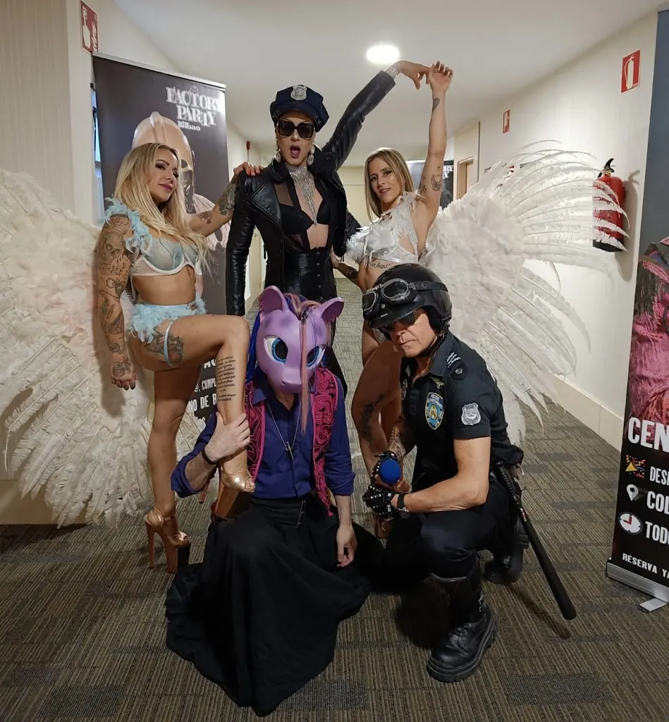 Factory Party Bilbao CENAS ESPECTACULO