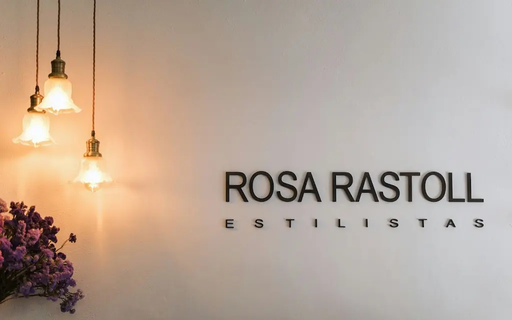 Rosa Rastoll Estilistas