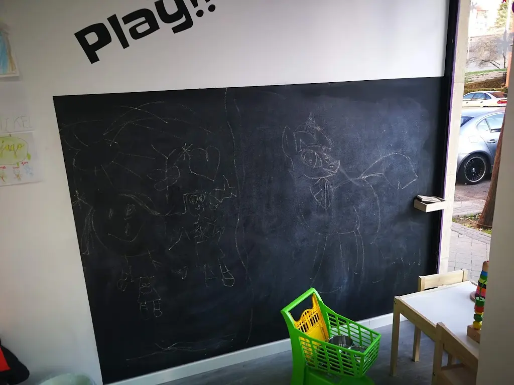 Peluqueria Infantil-Juvenil Cucutras