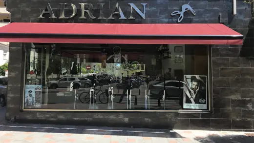 Adrian Peluqueros Fuengirola