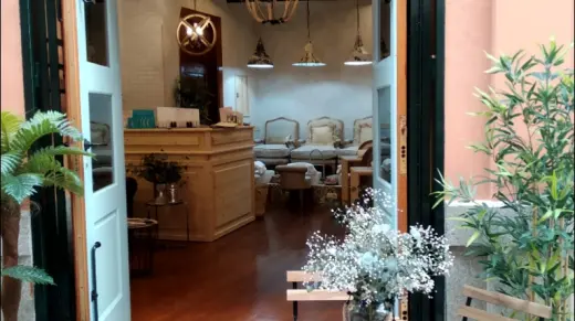 Calm & Beauty by iloftmalaga | Salon de belleza en el Centro de Malaga