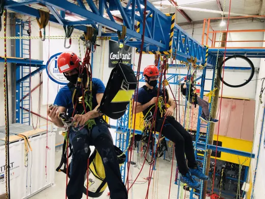 GRAVITAT FORMACION IRATA-GWO BARCELONA